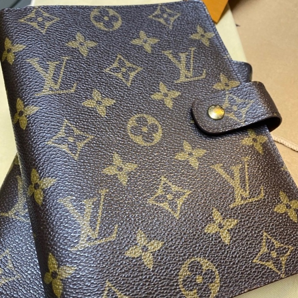 Louis Vuitton Agenda Planner MM